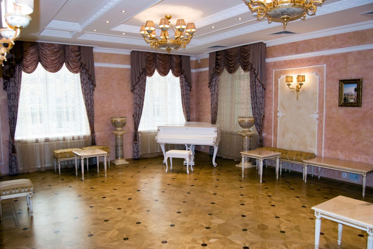 Музыкальный салон (105 м2)